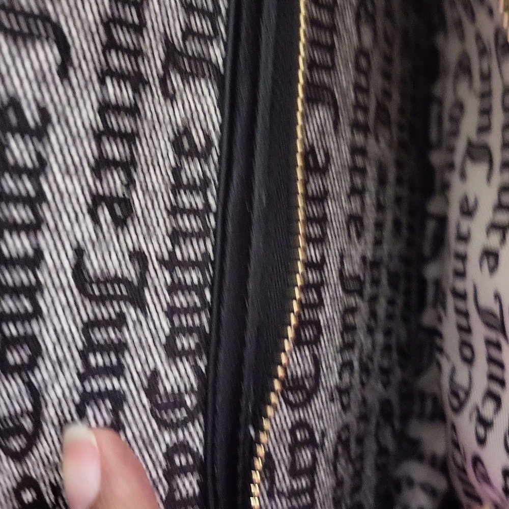 Juicy Couture Black and Gold Backpack with Chic Design - Picture 3 of 7
